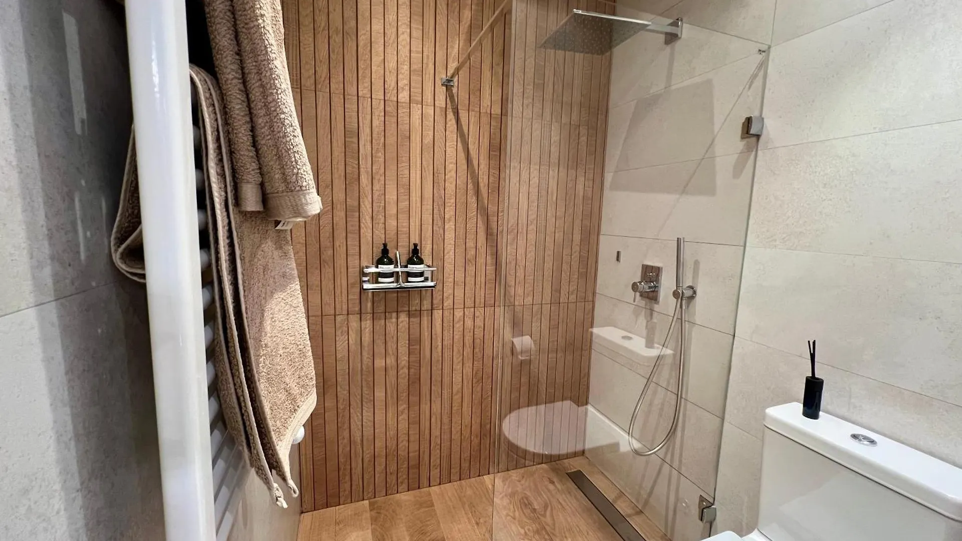 Luxury Apartment In The Heart Of Bilbao Hiszpania