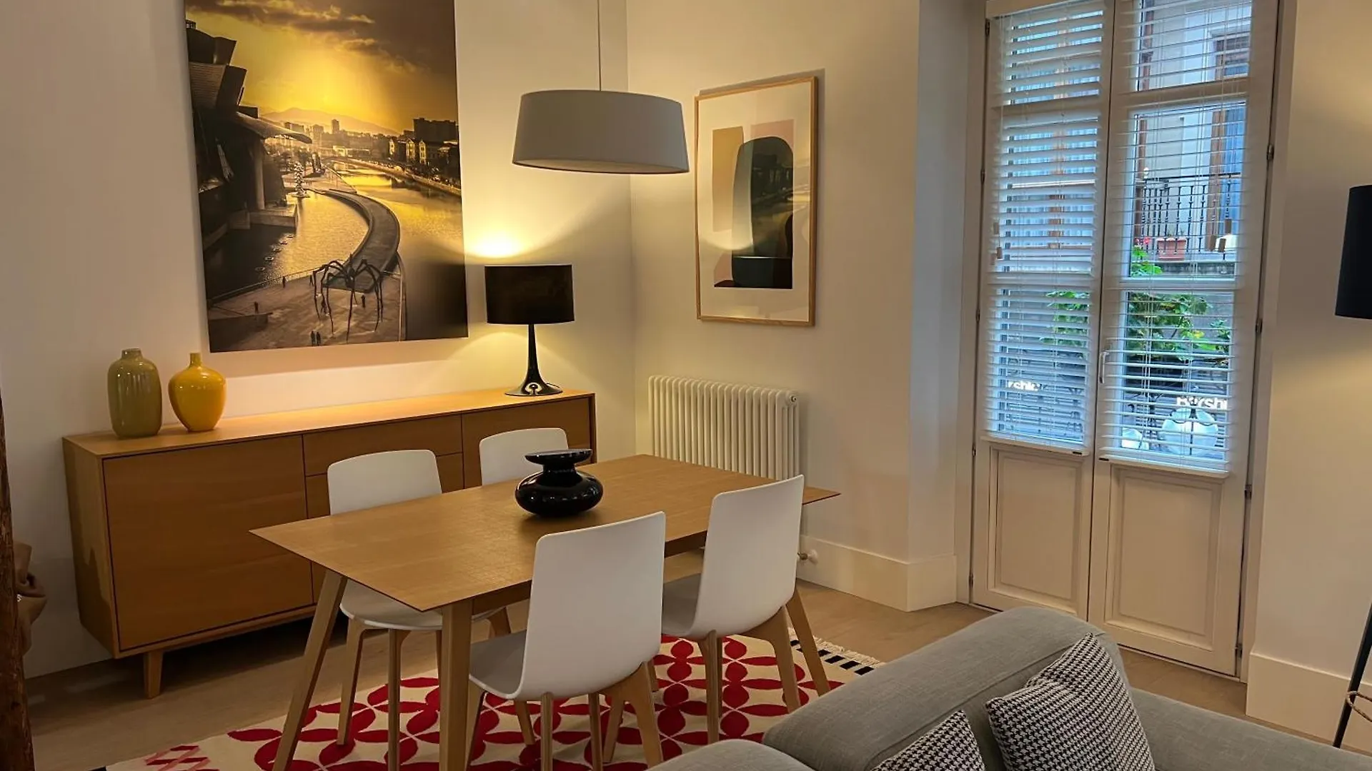Luxury Apartment In The Heart Of Bilbao 0*,  Hiszpania
